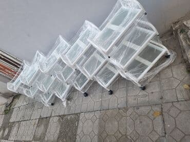 Şüşəli daşıyıcı Üç mərtəbə katalka Lazer otağı vəya Kosmetoloji