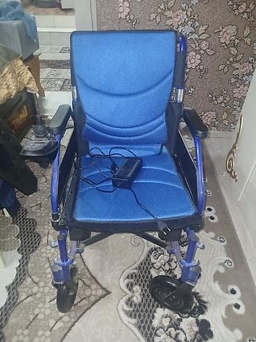 araba: Elektrik təkərli əlil arabası - Rahat oturacaq və bel dəstəyi olan — 1