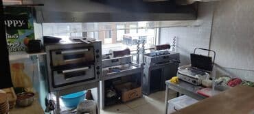 kiraye kafe verirem: Qaraev metrosunun yaxınlığında yol kənarı,sahəsi 150kv/m olan,obyekt — 5