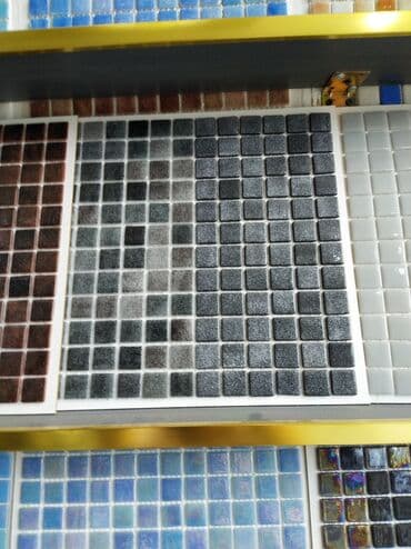 boz pişik şəkilləri: Mozaik kafel panelləri - Rəng palitrası: tünd və açıq boz tonların — 1