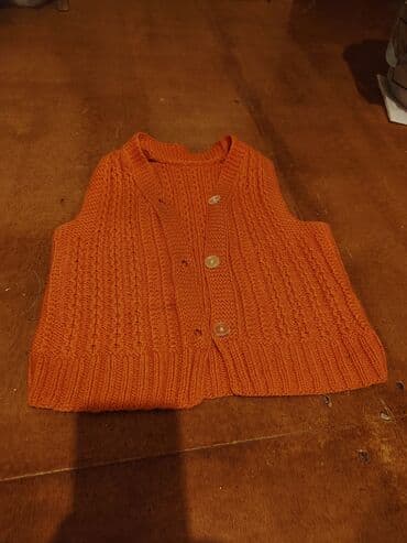 детские вязаные безрукавки: Qiymetler ferqlidir. Wekilleri cevirin😊Uşaq kardiqanları dəsti - — 4