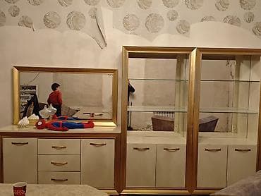 acar desleri: Qızılı çərçivəli qonaq otağı mebel dəsti Dəst tərkibi: - 2 ədəd — 4