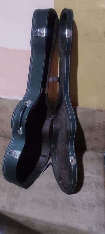 Подставки: Gitara üçün nəzərdə tutulmuş bu sərt çexol və futlyar aləti daşımaq və — 2