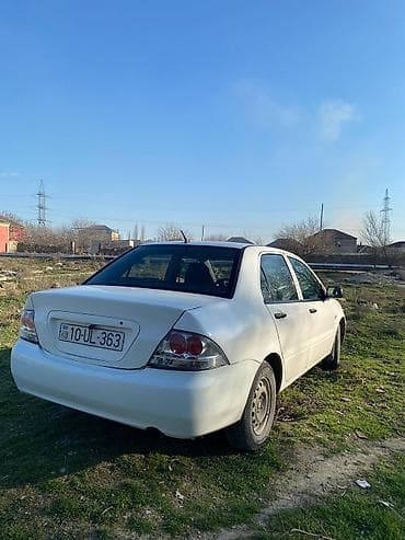 mersedes guzgu: Mitsubishi Lancer: 1.3 l | 2006 il 500000 km Sedan — 2