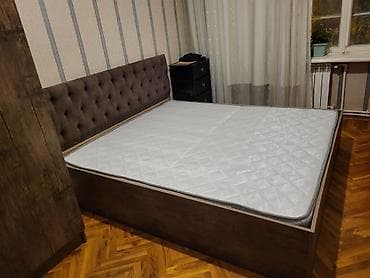 Двуспальная кровать, Б/у — 3
