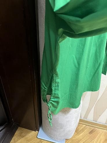 Şəxsi əşyalar: Yüngül yaşıl qadın köynəyi - Stil: oversize/rahat kəsim, uzunqol - — 3