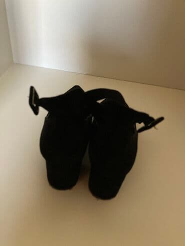 ayaqab: Tuflilər, Ölçü: 38, rəng - Qara, İşlənmiş — 2