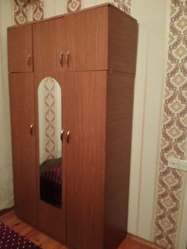 ikinci əl kitab rəfi: Dolablar — 2