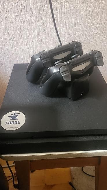PlayStation 4 konsolu və aksesuar dəsti - PS4 (slim) oyun konsolu