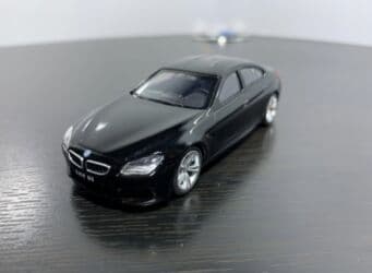 dəmir maşın: 5 əd - 80 azn✅ Oyuncaq dəmir kolleksiya maşınlar Uzunluğu - 11 sm Eni — 12