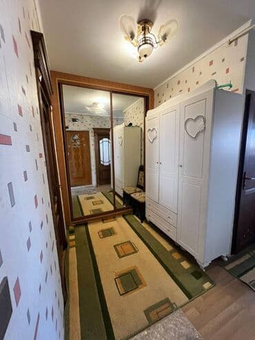 qaradag sahil ev satilir: Bakı, Yeni Günəşli Massiv D, 2 otaqlı, Köhnə tikili, m. Xalqlar Dostluğu, 60 kv. m — 12