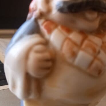 suse saxlama qablari: Farfor duz qabı satılır. - Duz qabı Quba şəhərindədir. - Şamaxinkaya — 11