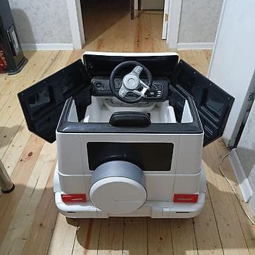 uşaq maneji: Uşaq üçün elektrikli minik maşını – ağ rəng, Mercedes G-Class — 3