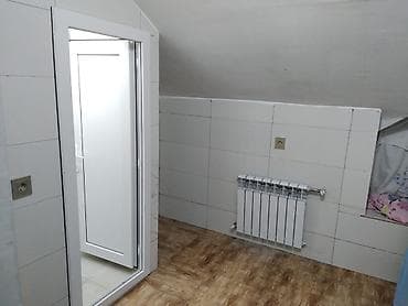 quba a frame evler: 1 otaqlı mansard tipli studiya mənzil (mebel və məişət avadanlıqları — 2