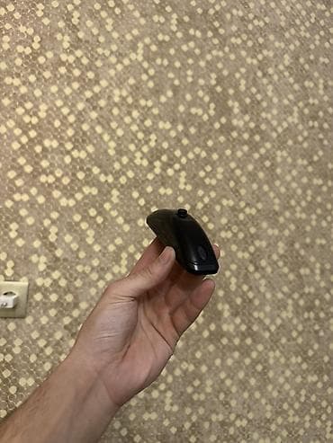 spot isiq: Lazer işıq proyektoru və pult dəsti - Kompakt, əl tipli lazer — 2