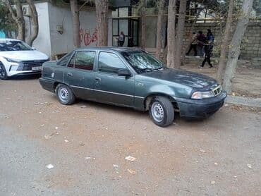 ford avtomobilleri: Daewoo Nexia: 1.5 l | 1995 il Sedan — 2