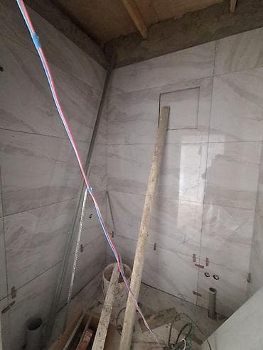 berdede ev alqi satqisi: Satılır: həyət evi Ümumi təsvir: - Bir mərtəbəli həyət evi, girişdə — 8