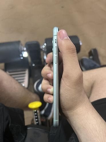 IPhone 11, 64 ГБ, Гарантия, Отпечаток пальца, Беспроводная зарядка — 3