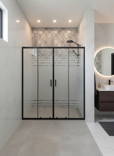 душевая кабинка: Şüşə duş kabinası qara çərçivəli dizaynı ilə vanna otağınıza müasir və — 1