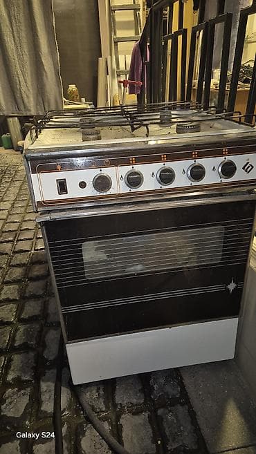 Qaz sobası Ayrıca dayanan, 4 gözlü