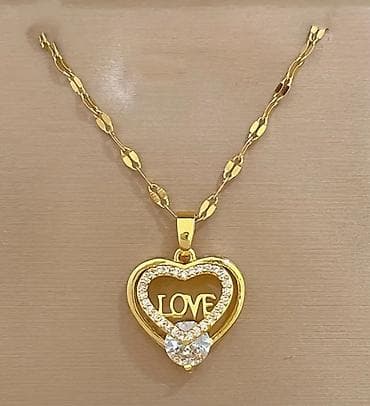 Личные вещи: 18 karat qızılı rəng boyunbağı – ürək formalı kulon - Zəncir: parlaq — 2