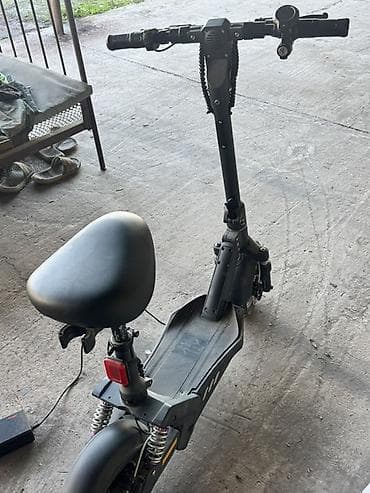 Elektrik skuter – oturacaqlı, güclü asqılı sistemli model — 4