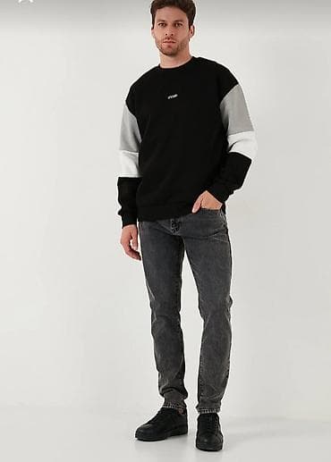 dini paltarlar: Kişi svitşotu – rəng bloklu dizayn razmer M, teze və etiketkalı • — 2