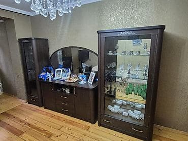 Qonaq otağı üçün vitrin-dresser dəsti - Material: tünd qəhvəyi