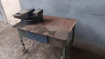 Mexaniki əl alətləri: Ağır xidmət üçün metallardan hazırlanmış dəzgah və sancaqlı sıxacaq — 2