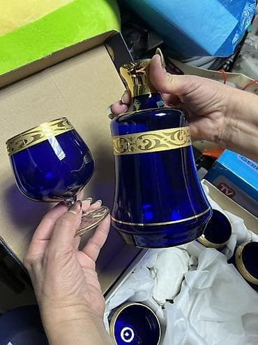 suse qablar: Rəng - Göy, Şüşə — 1