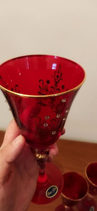 kasa qablar: Qədəhlər, rəng - Qırmızı, Türkiyə — 3