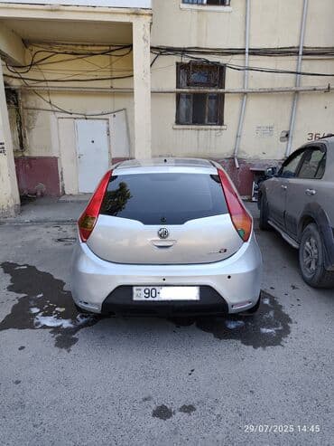 təkər r14: MG : 1.5 l | 2011 il 42500056 km Hetçbek — 3