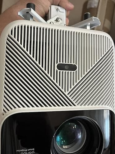 zoom: İşlənmiş Portativ Proyektor — 4