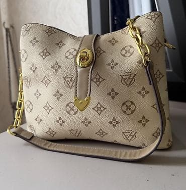canta noutbuk: Çiyin çantası, Chanel — 7