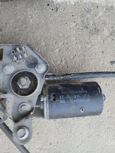 celiloglu ehtiyat hisseleri telefon: Mersedes 124 kuza lyukun motoru trosla birlikde.Bosch şüşəsilən motoru — 1