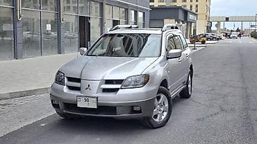 niva satilir: Mitsubishi Outlander: 2.4 l | 2003 il Krossover — 1