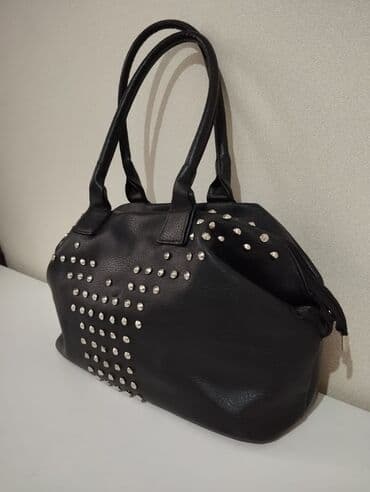 devit 3: Sumka əsil dəridən 2, 3 dəfə işlənib təzədən secilmir — 2