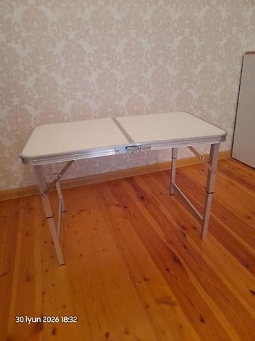 2 divan: Yeni, Qatlanan, Dördbucaq masa — 1