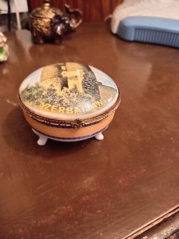 ikinci əl çılçıraq: Mücrü Zinət əşyaları üçün — 1