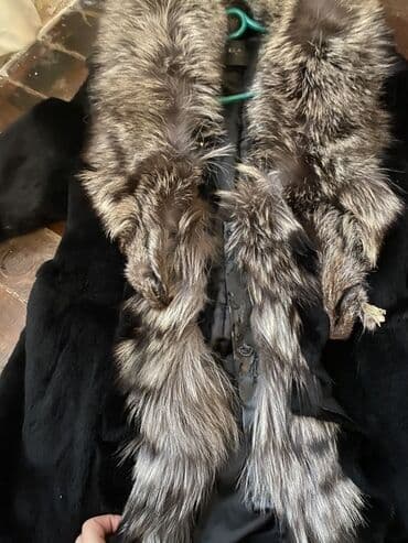 qaragüldən qadın şubaları: Qadınlar üçün iki ayri kürk saxta deyil tebbi tukdu doşan 1 ci — 6