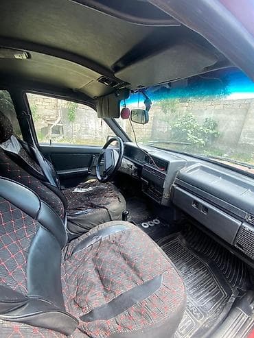 ravon r4 lizing: VAZ (LADA) 21099: 1.5 l | 1994 il 300000 km Sedan — 5