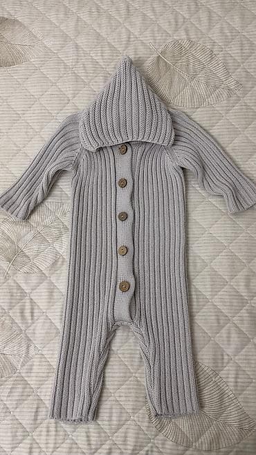 Xəstəxana çıxışı üçün alınıb bir dəfə geyinilib. Sminkids’dən 180 azn