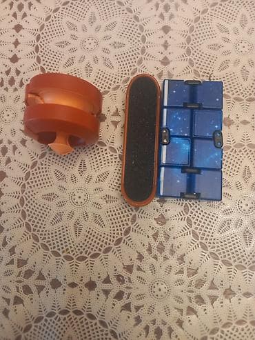 gitara cantası: Masaüstü mini əyləncə və stress-azaldıcı oyun dəsti - Fırlanan qol — 1