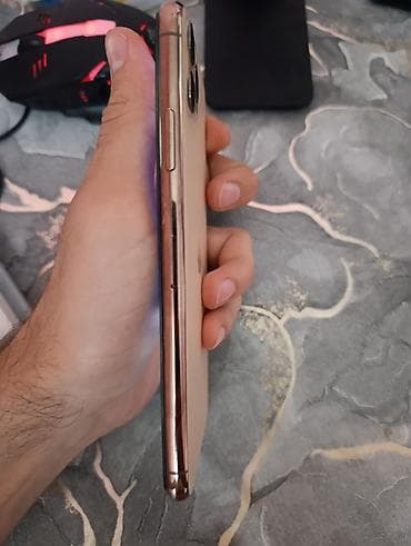 iphone 64: IPhone 11 Pro Max, 64 GB, Matte Gold — 3