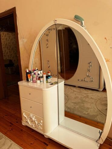 işlənmiş carpayı: ((5554))*Asya* Yataq desti. Yaxşi veziyyetdedir. Tecili satilir — 2