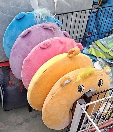 Avtomobil satışı: Rəngarəng U-şəkilli boyun yastıqları - Yumşaq plyuş materialdan — 1