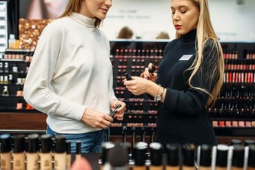 is elanlari gəncə: Salam Satıcı kimi təcrübəm var.Xəzər r-nu ərazisində olsa daha yaxşı — 1