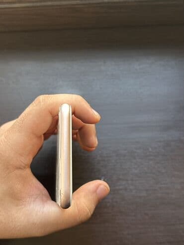 qizil tərəzi: IPhone 8, 64 ГБ, Золотой, Битый, Отпечаток пальца — 6
