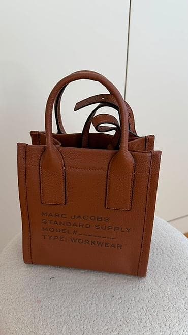 Аксессуары: 1defe istf olunub yenidir.Marc Jacobs “Standard Supply – Workwear” — 1