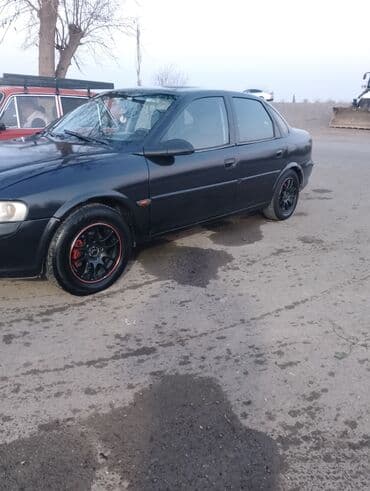 vaz 2106 kapotu: Opel Vectra: 1.8 l | 1996 il 458099 km Sedan — 3